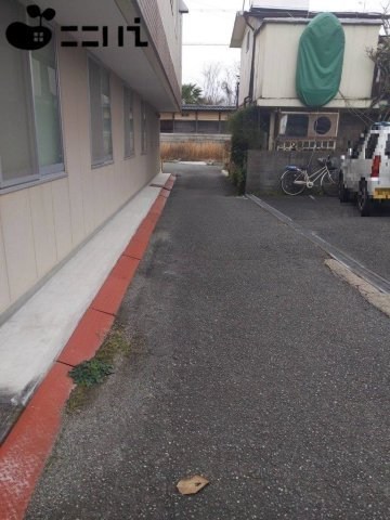 CREATOR: gd-jpeg v1.0 (using IJG JPEG v62), quality = 85