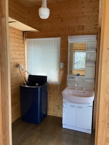 CREATOR: gd-jpeg v1.0 (using IJG JPEG v62), quality = 85