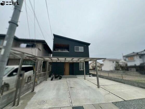 1040159496-3