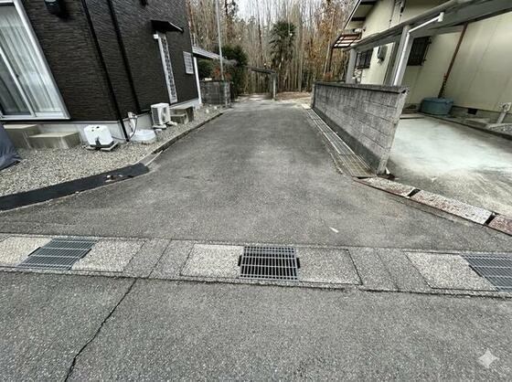 6988831796-5