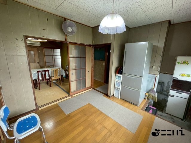 CREATOR: gd-jpeg v1.0 (using IJG JPEG v62), quality = 85