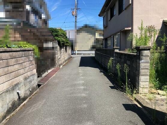6983644667-10