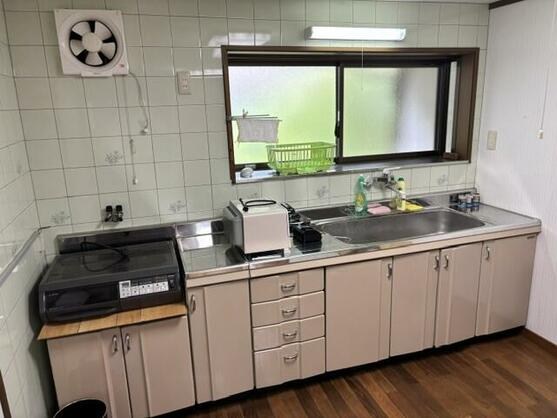 6991879464-5